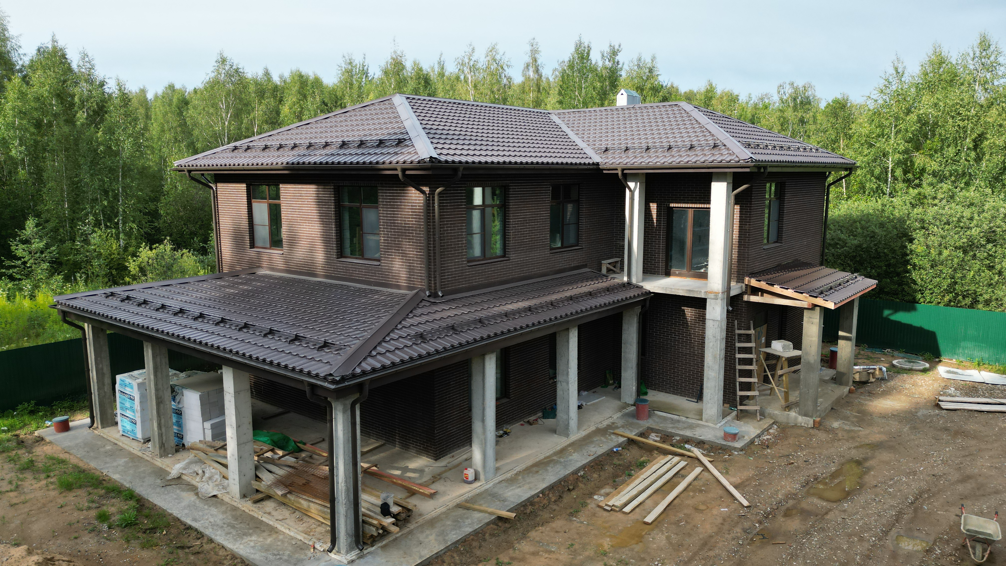 Обложка проекта: Строительство 2х - этажного коттеджа 300 м2