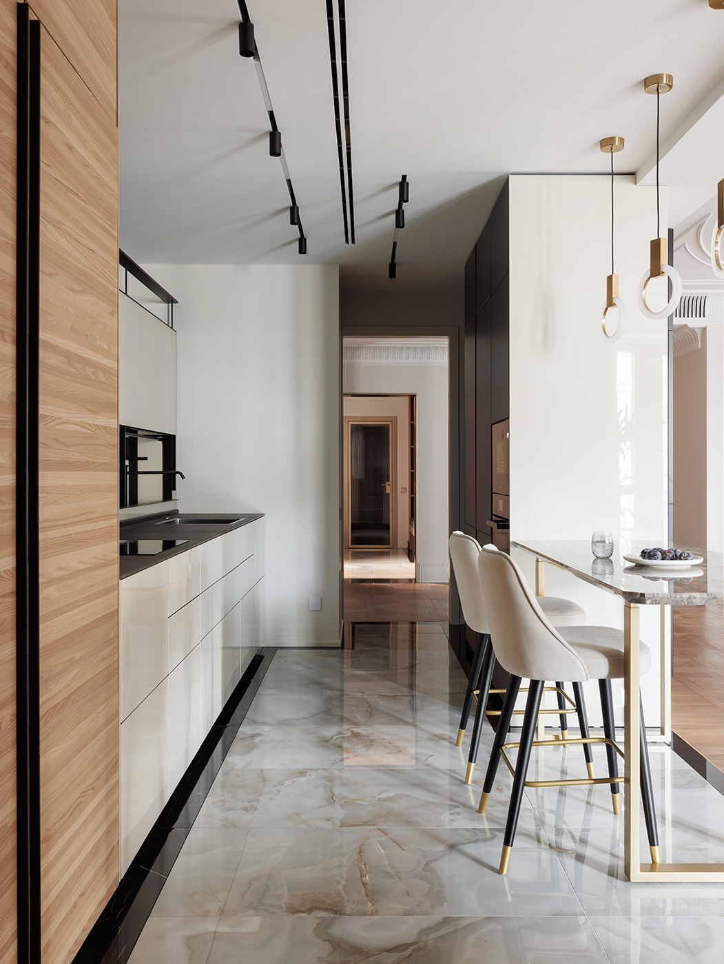 Квартира в светлых тонах 400 кв.м