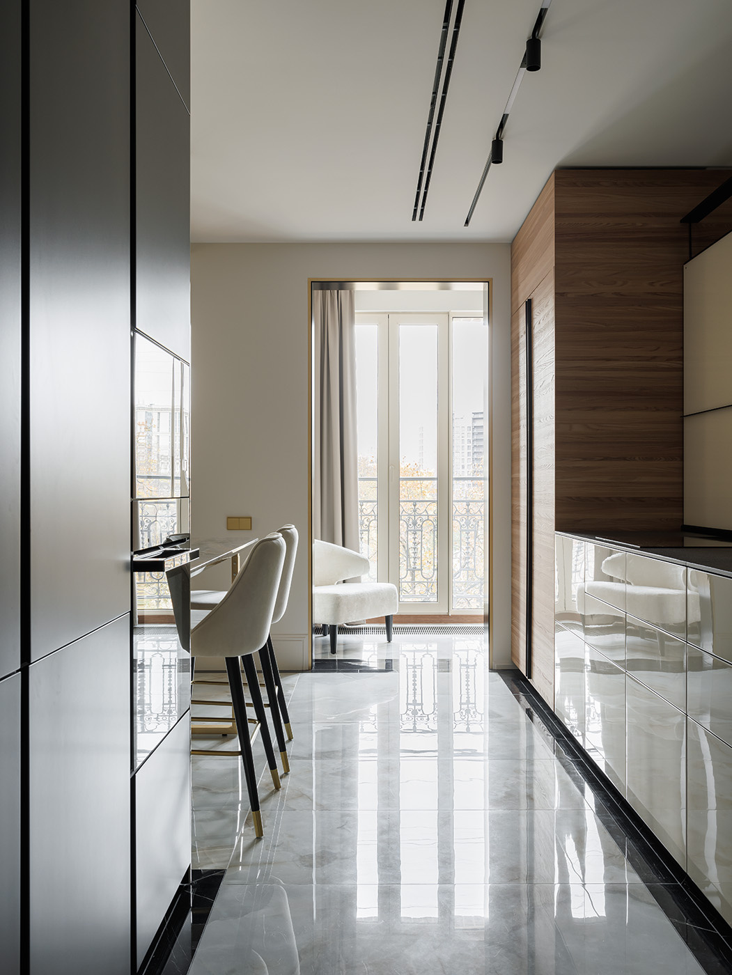 Квартира в светлых тонах 400 кв.м