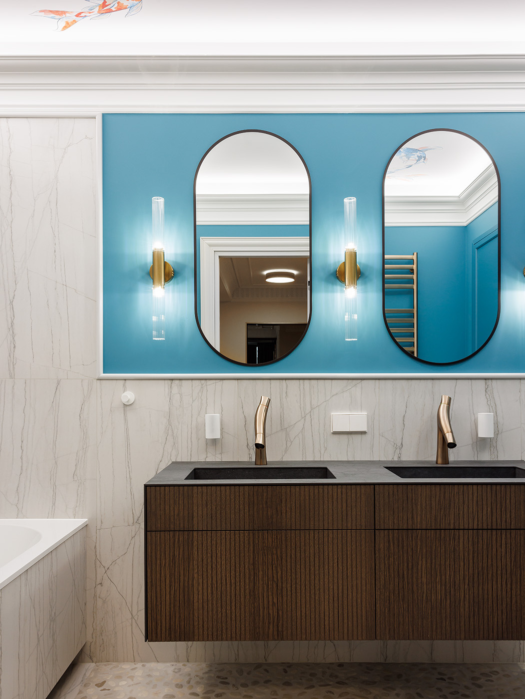 Квартира в светлых тонах 400 кв.м