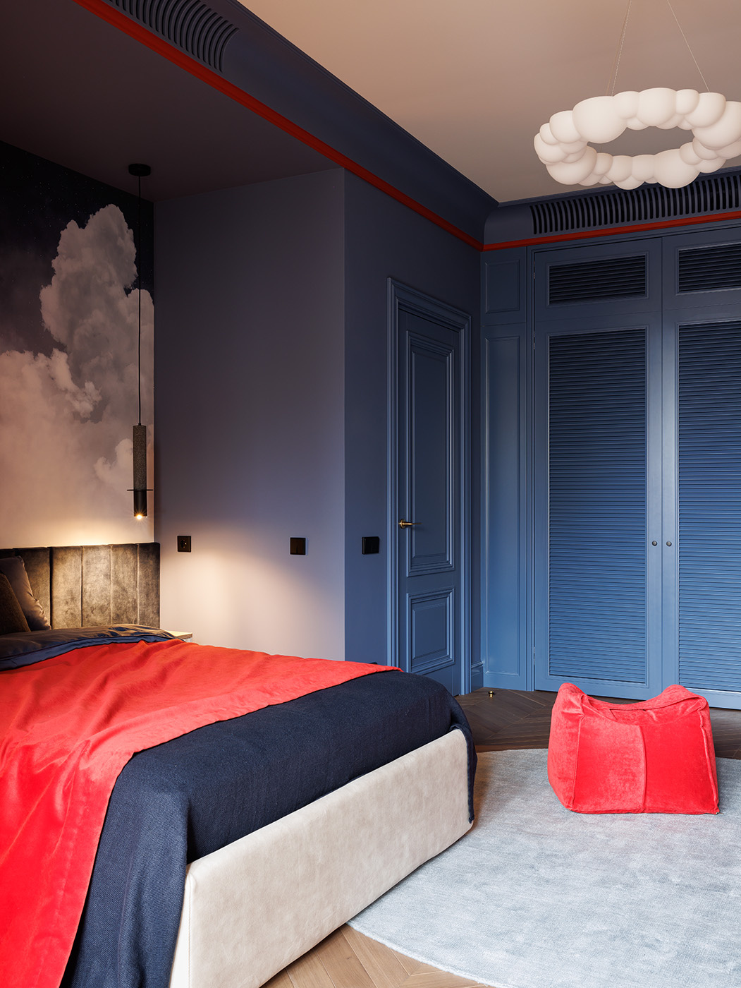 Квартира в светлых тонах 400 кв.м