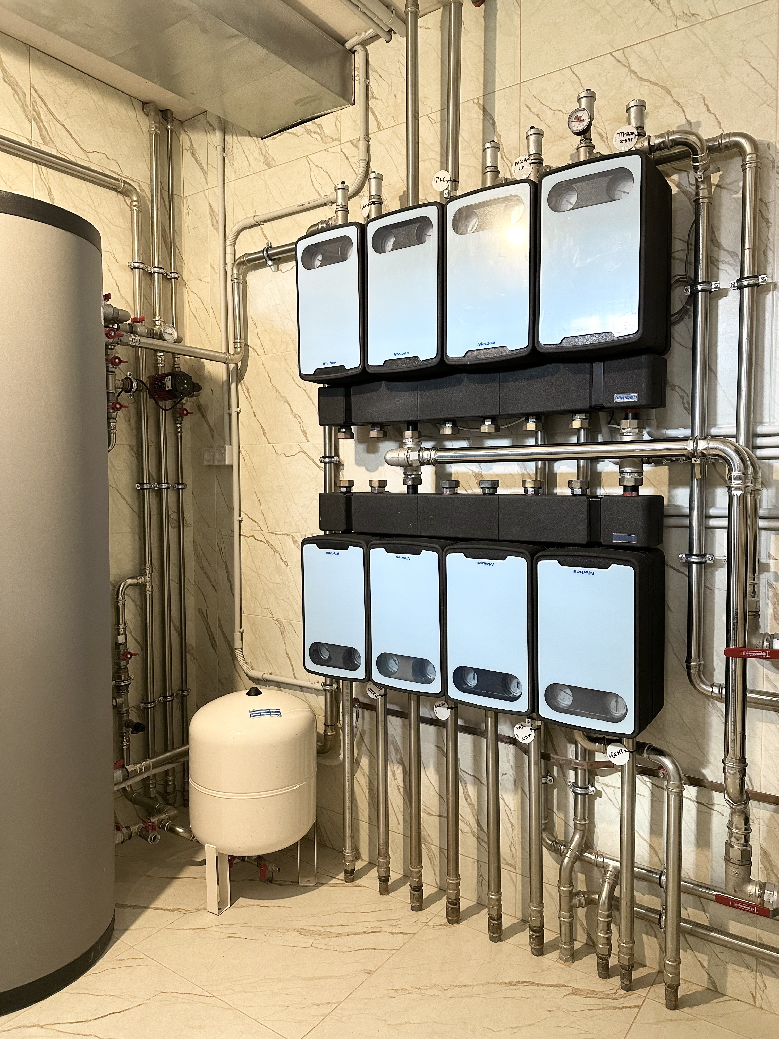 Котельная в доме 400 м2 на базе двух котлов Wolf с погодозависимой автоматизацией