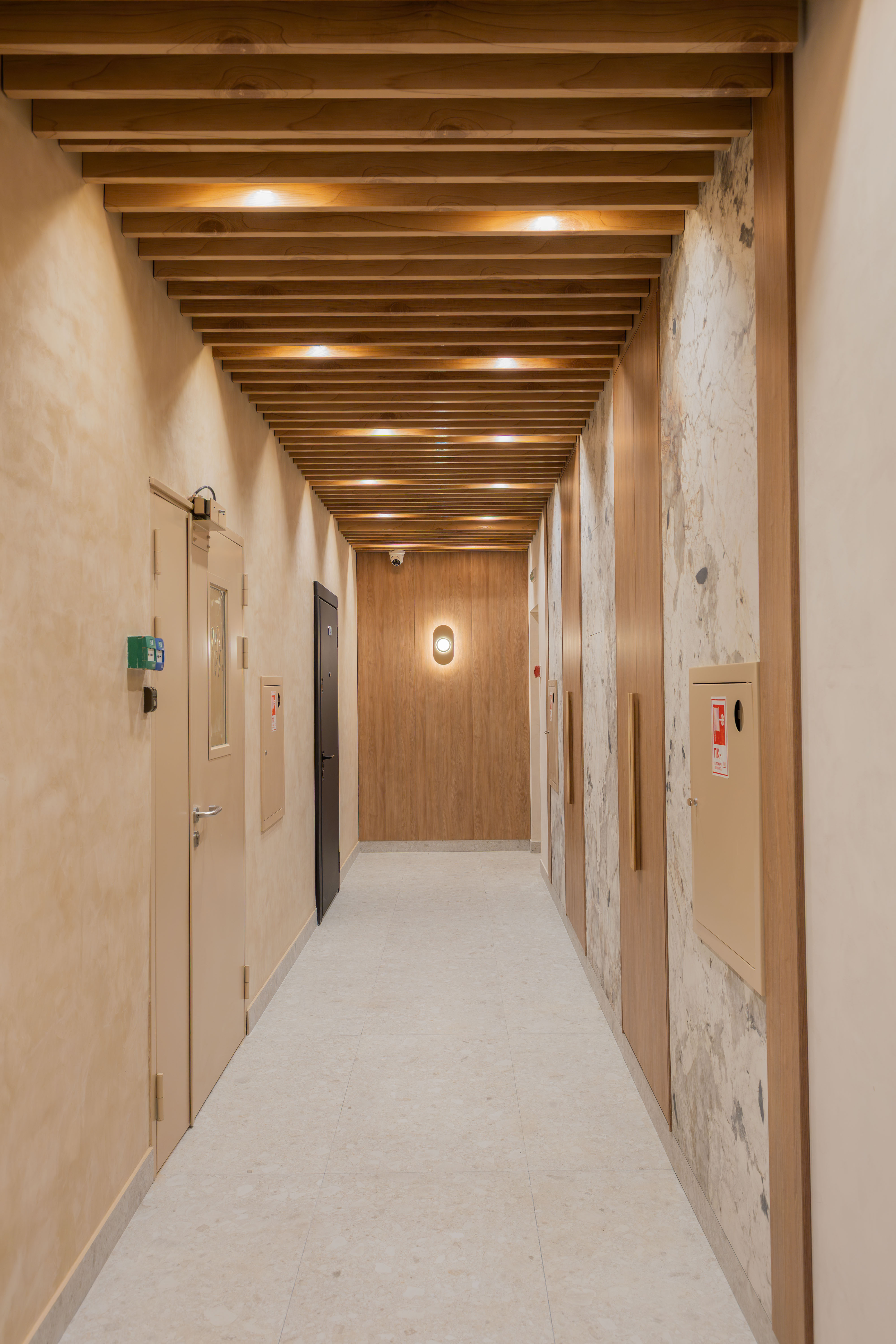 Входная группа с лифтовой зоной