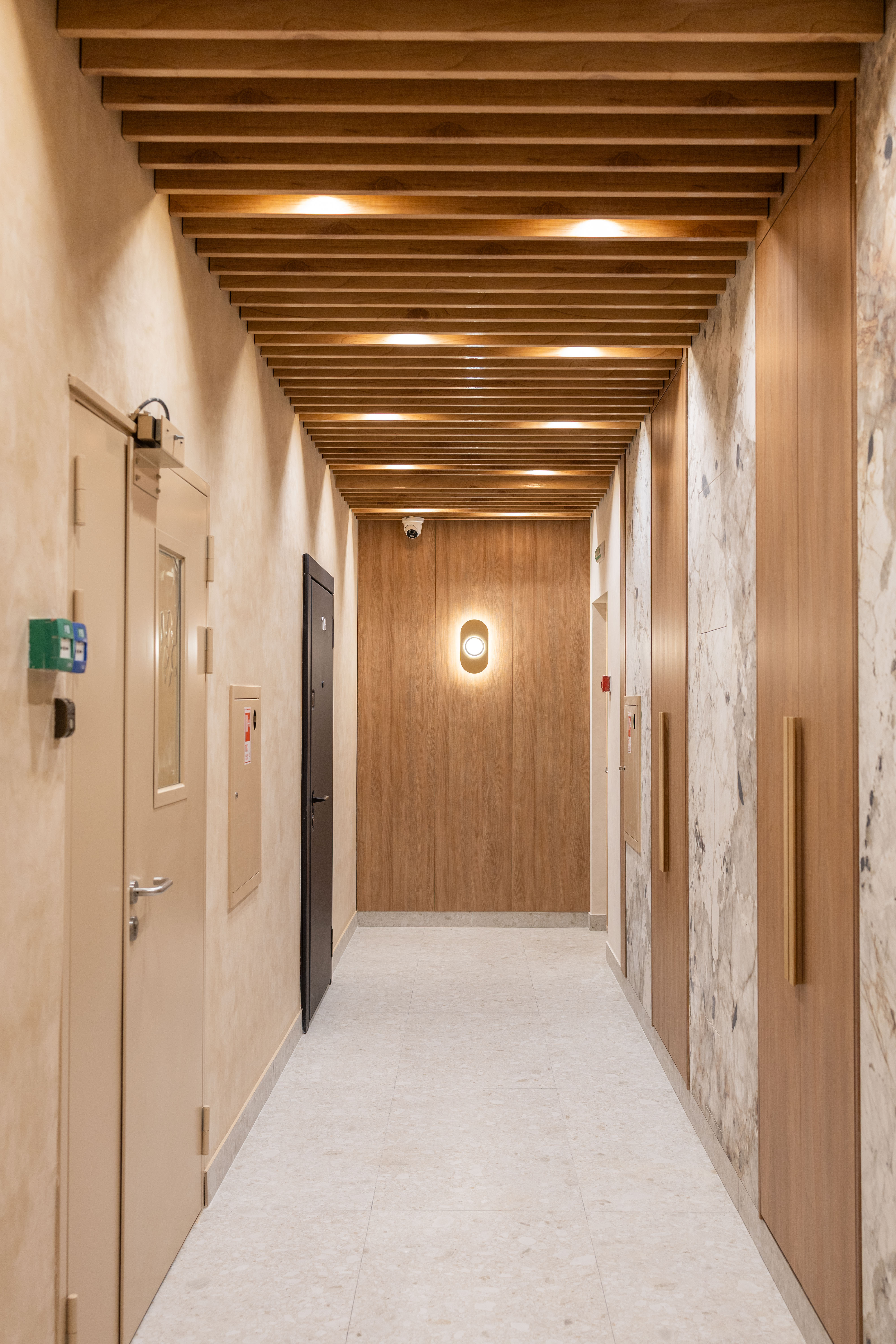 Входная группа с лифтовой зоной