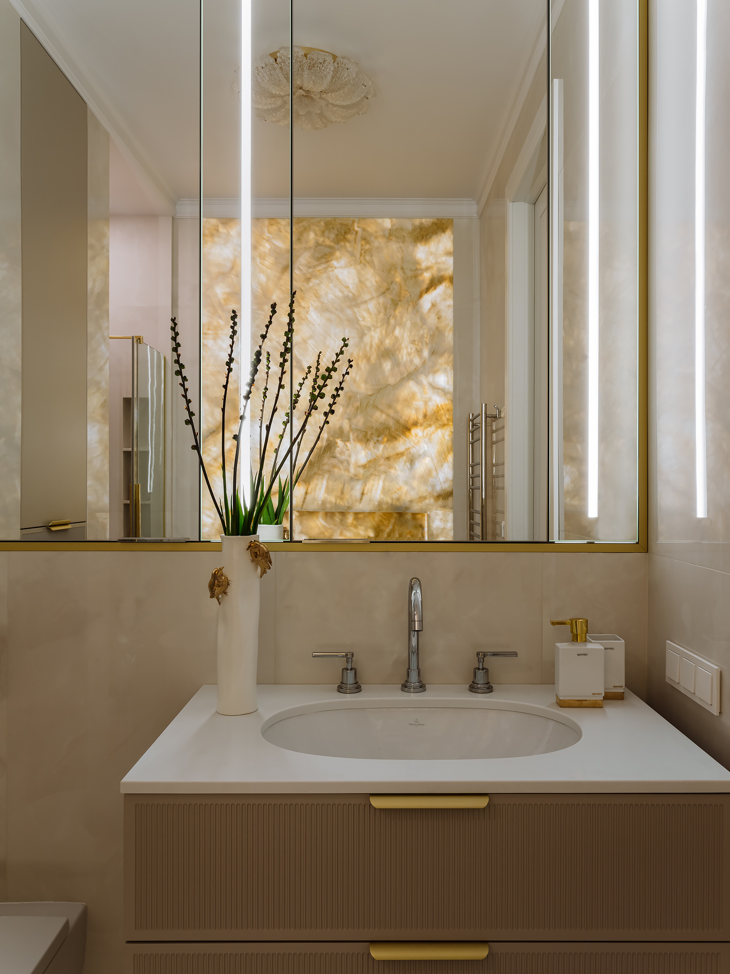 Квартира в светлых тонах в жк "Level Стрешнево"