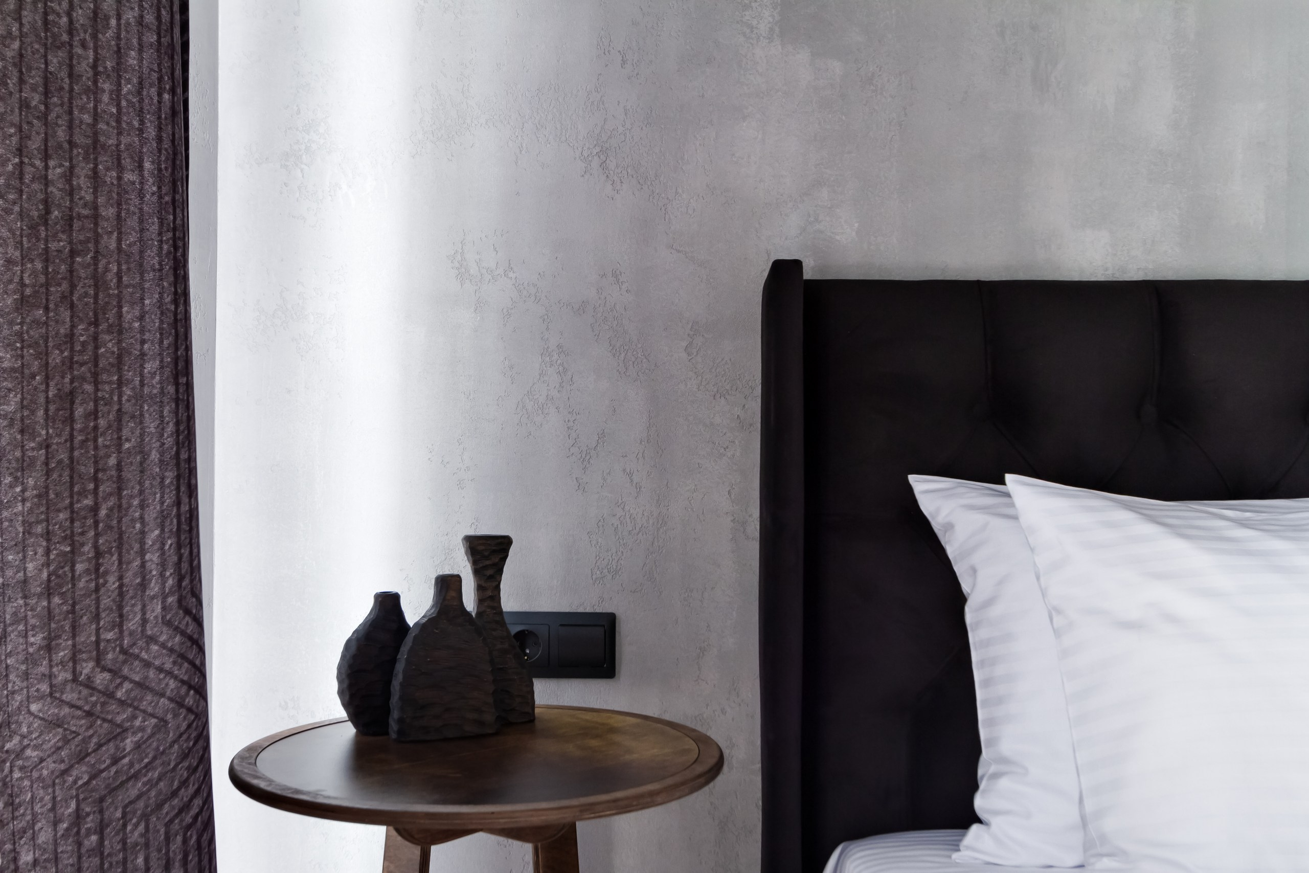 2025_Квартира в тёмных тонах