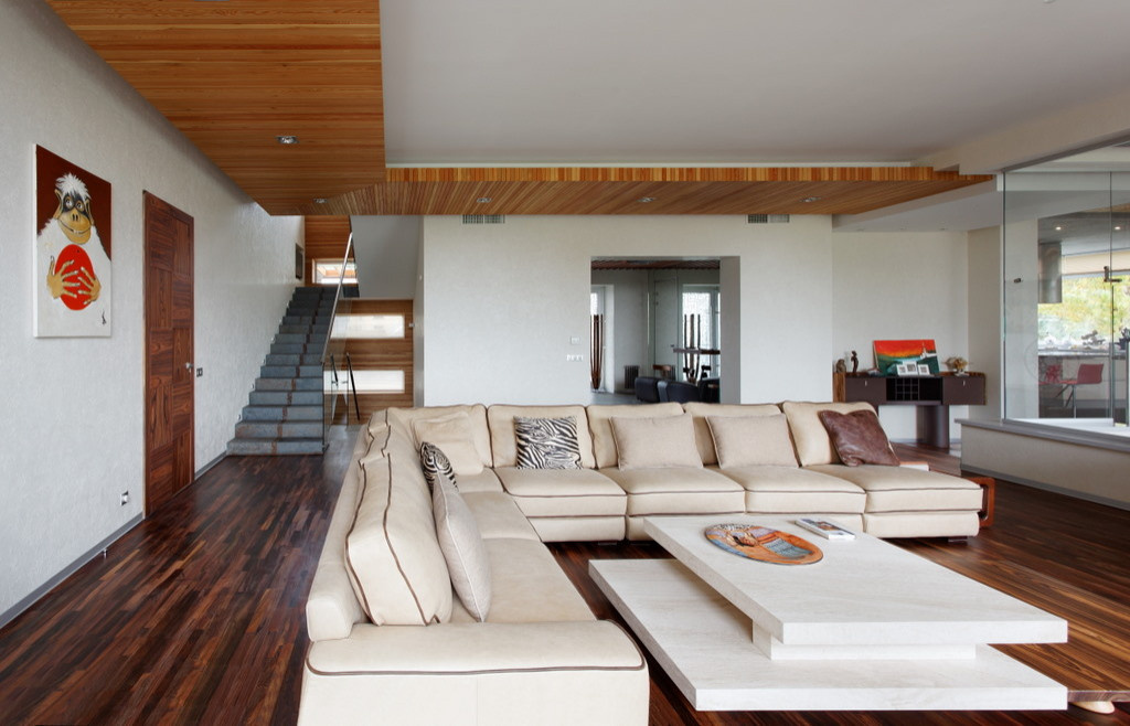 "Oak land" house