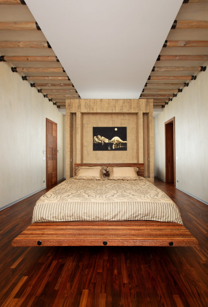 "Oak land" house