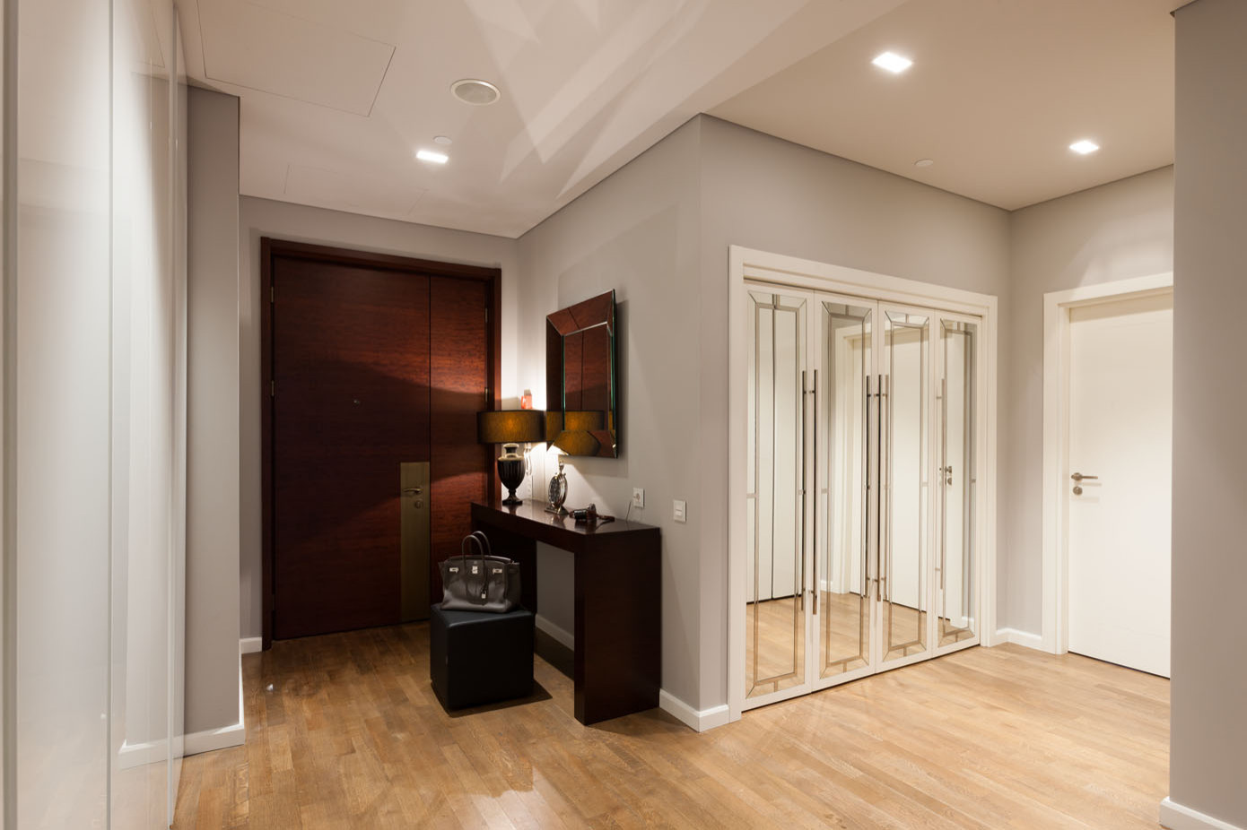 Обложка альбома: зеркала