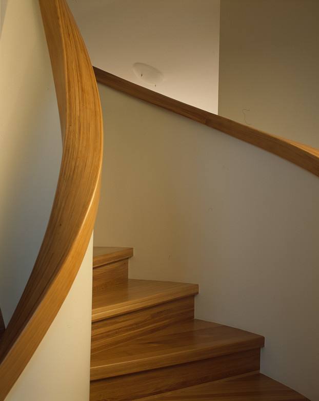 Фоновое изображение профиля Arseny Leonovich