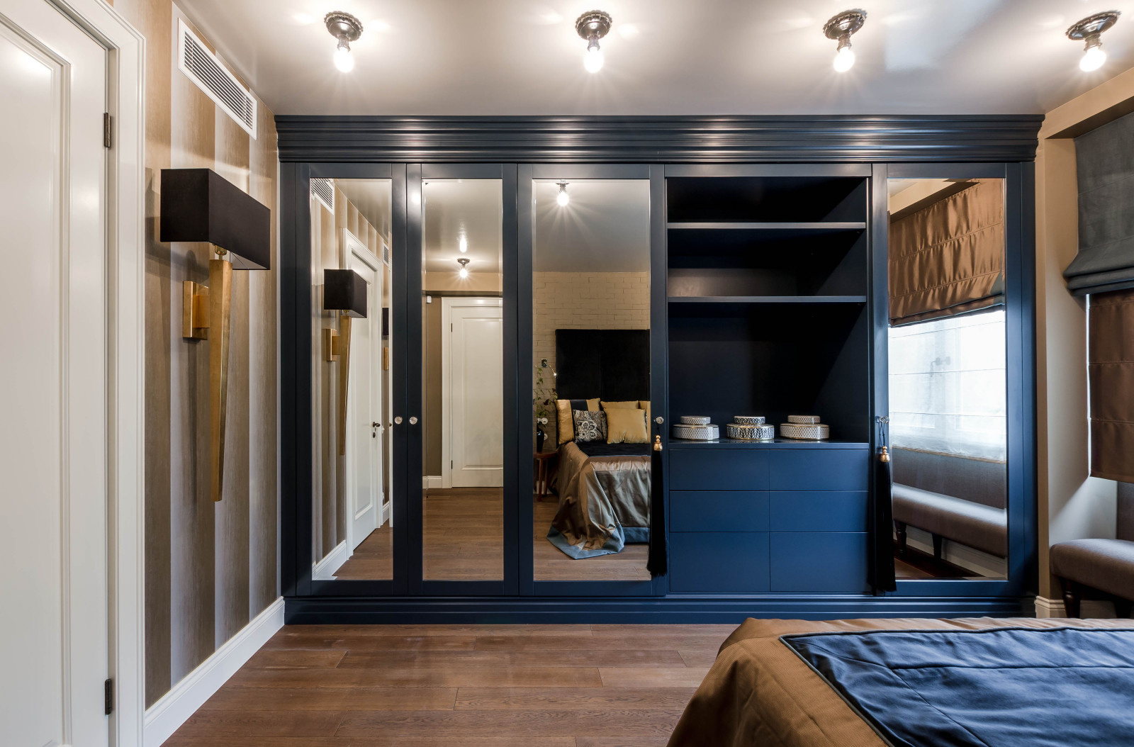 Холостяцкая квартира в центре Москвы