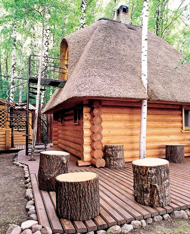 Sauna thatched roof