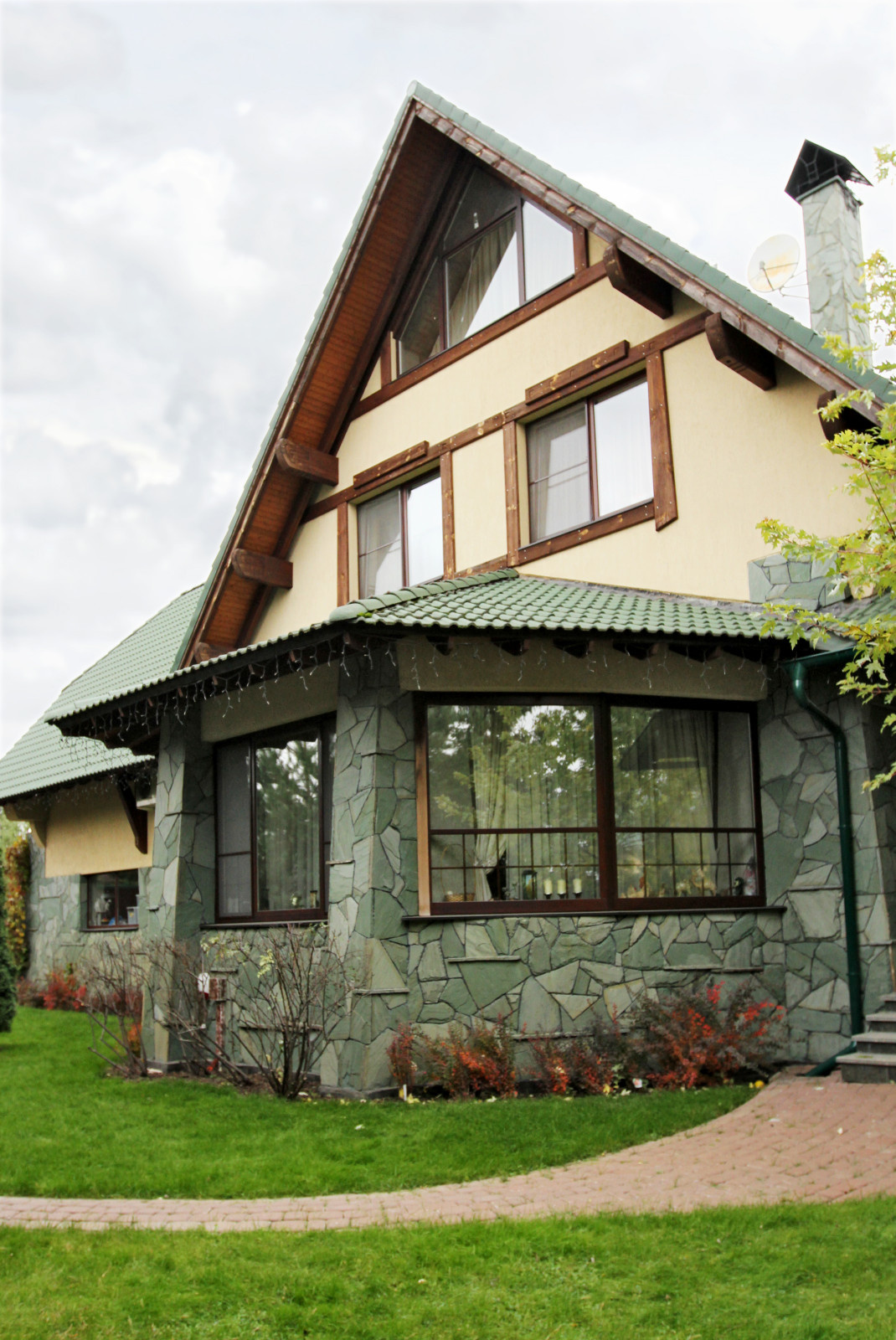House on pond