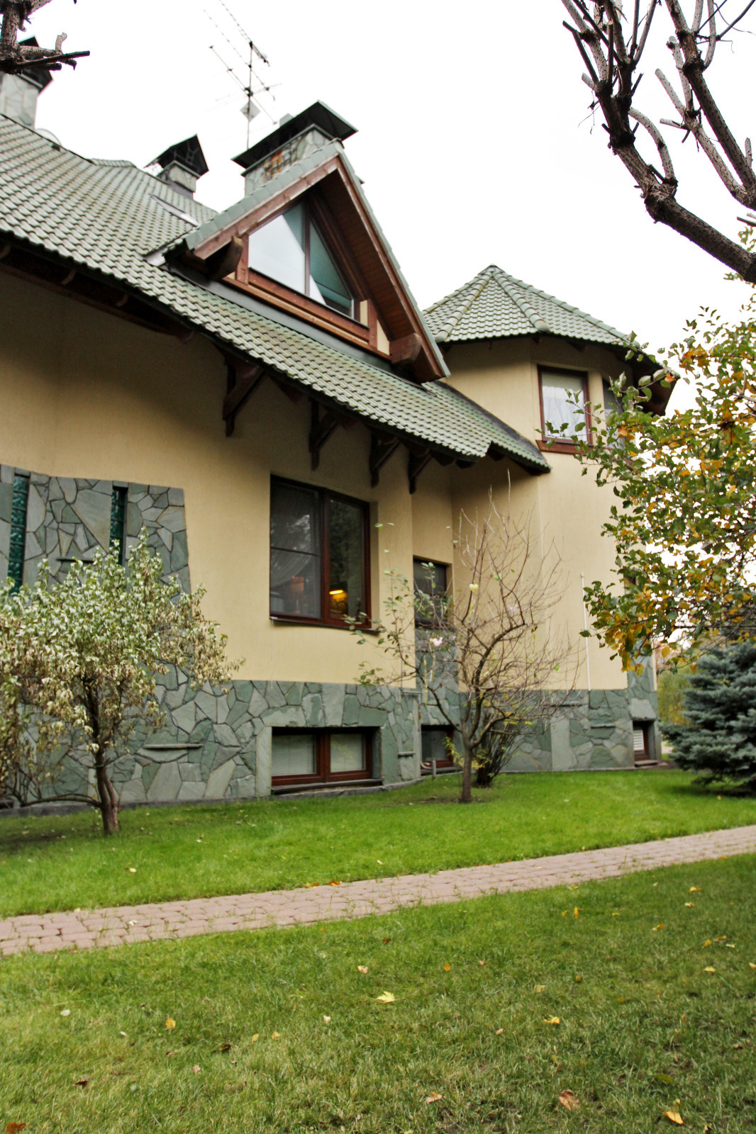 House on pond