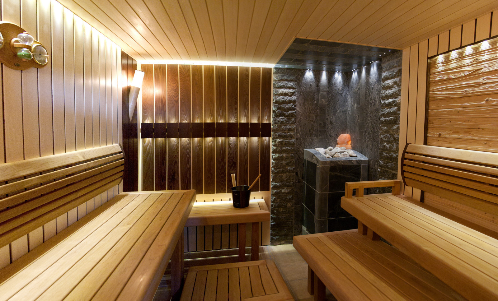 Sauna Red&White