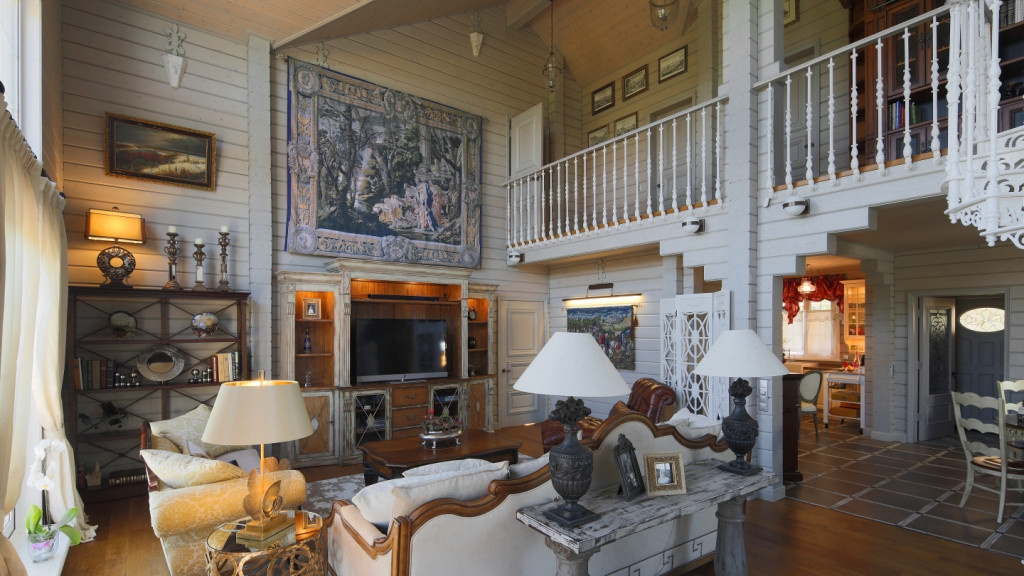 Tula Country Home