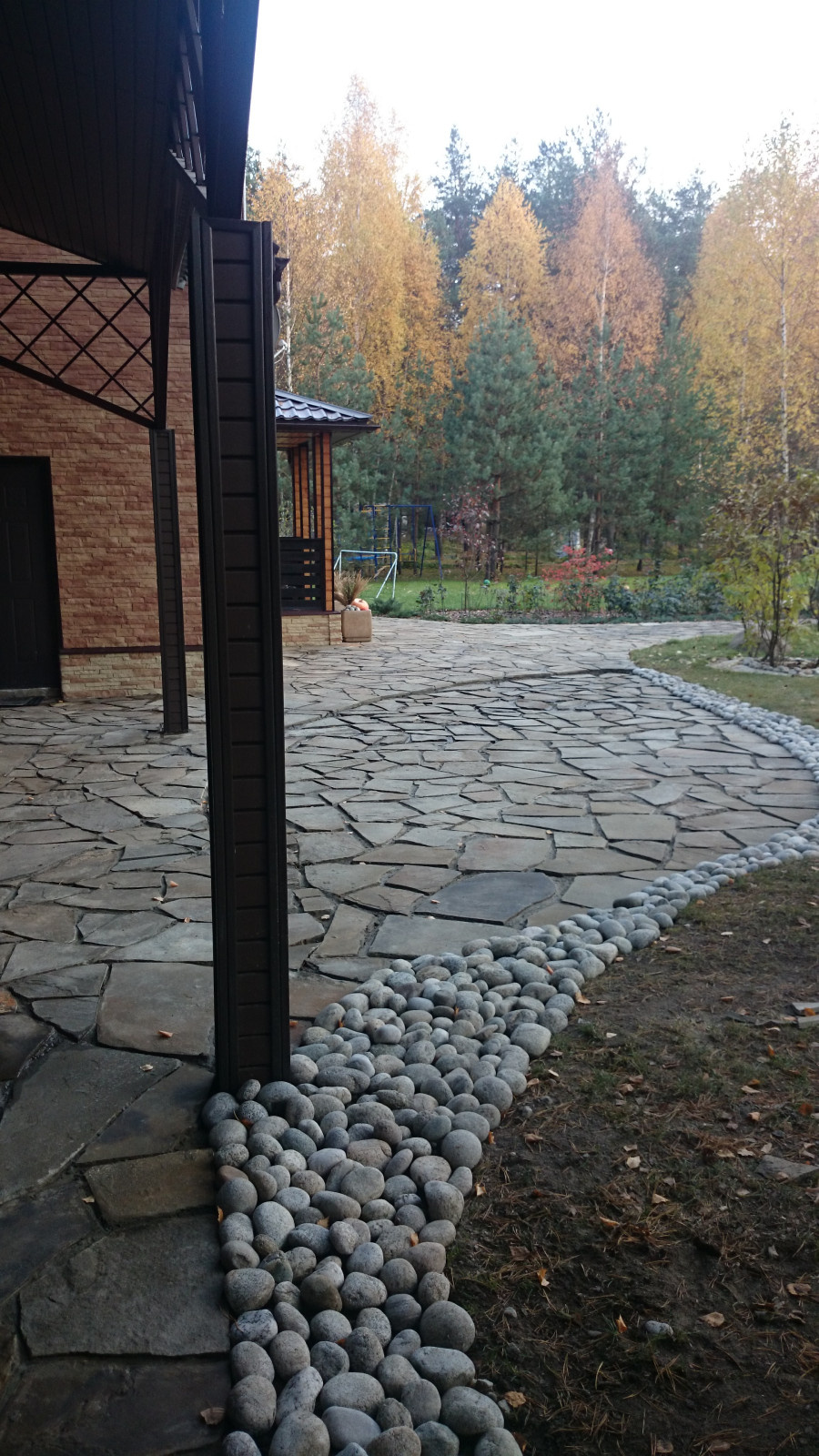 Обложка альбома: мощение