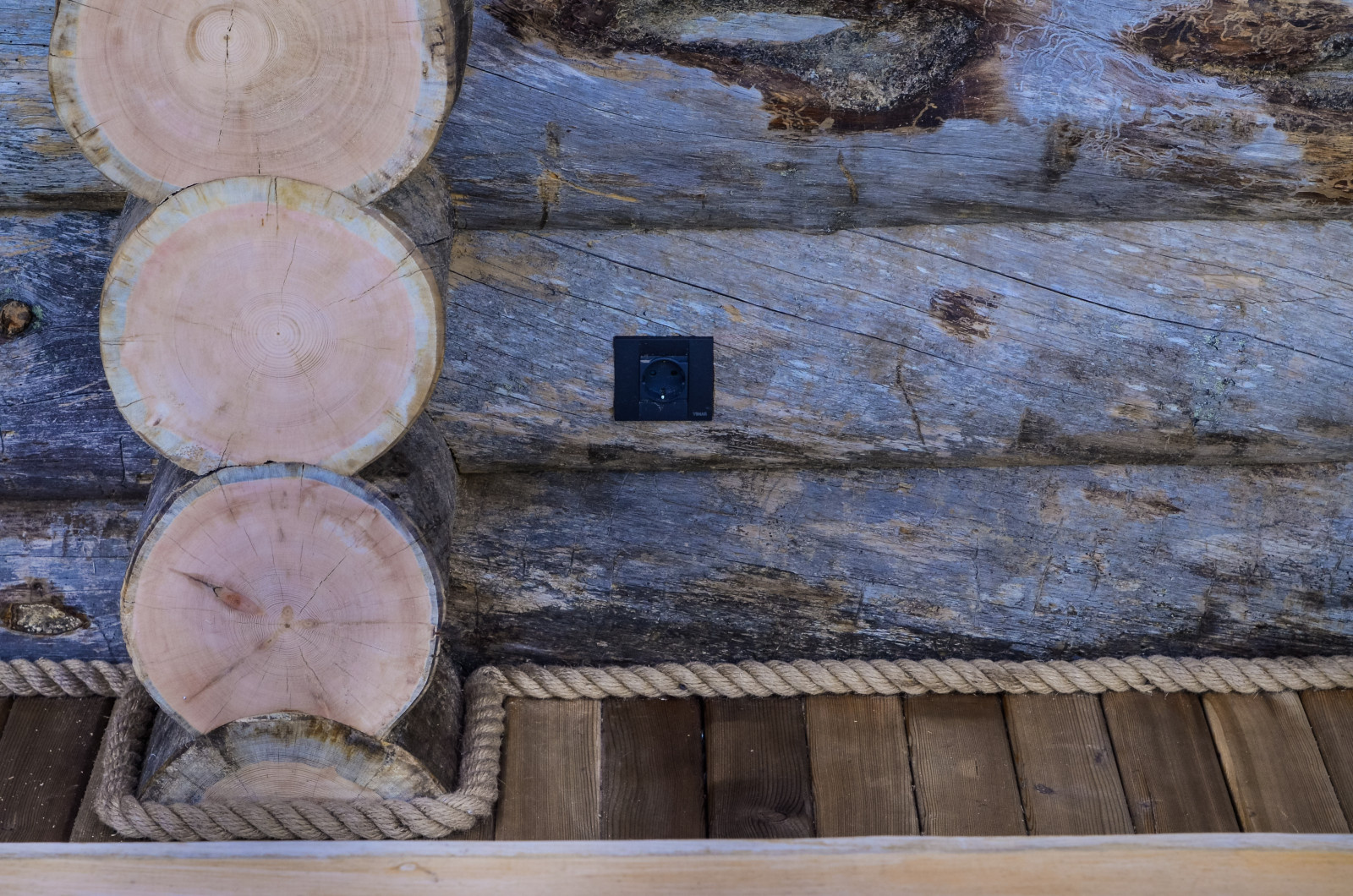 Избушка на опушке