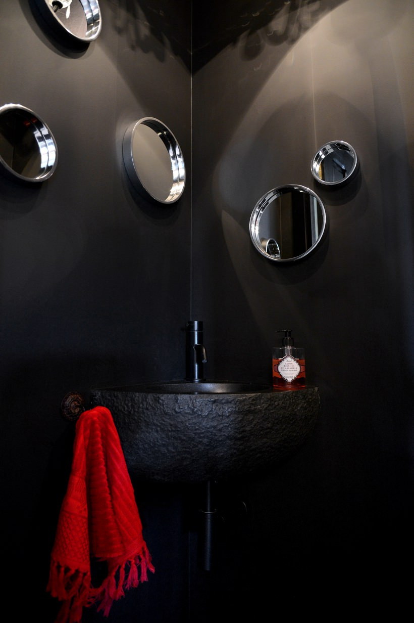 Просто фото: Цветная сантехника — 26 модных идей