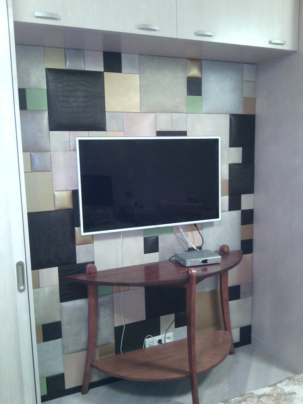 Leather wall tiles