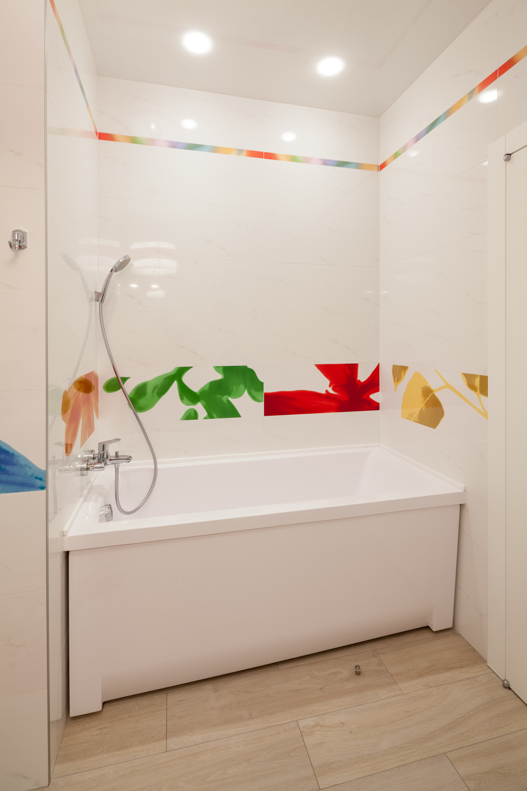 Черные пятна: Как победить грибок в ванной