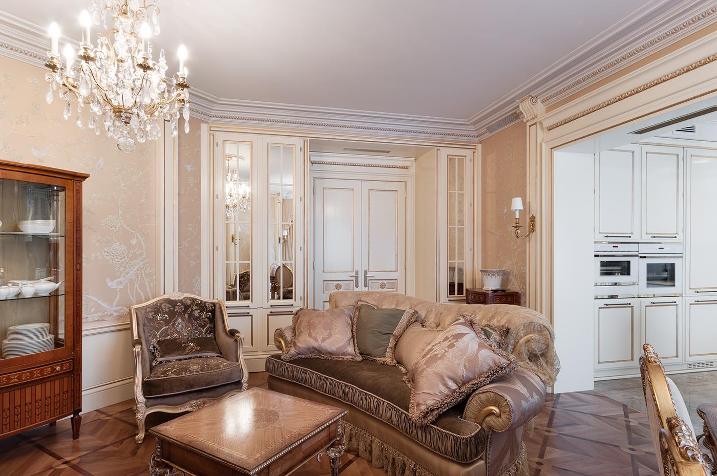 Дворцовая классика в городской квартире