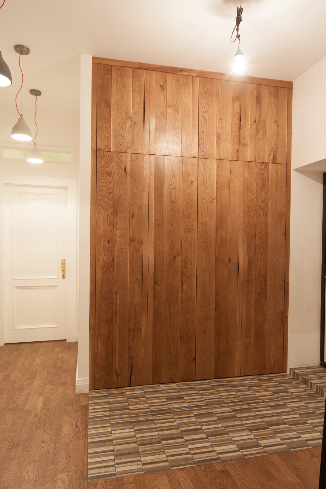 Обложка альбома: шкаф