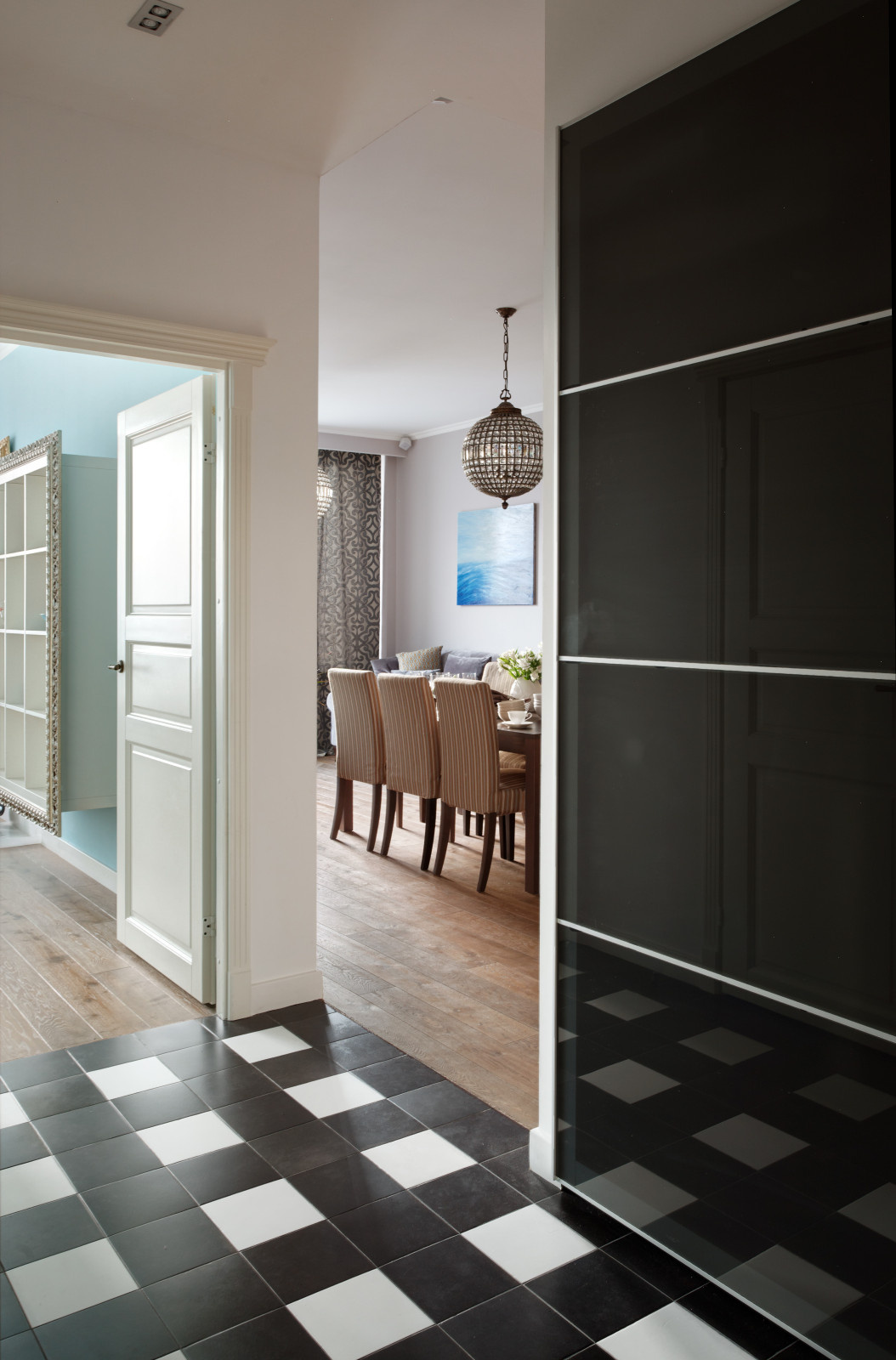 Houzz тур: Неоклассика для двоих на 27 этаже