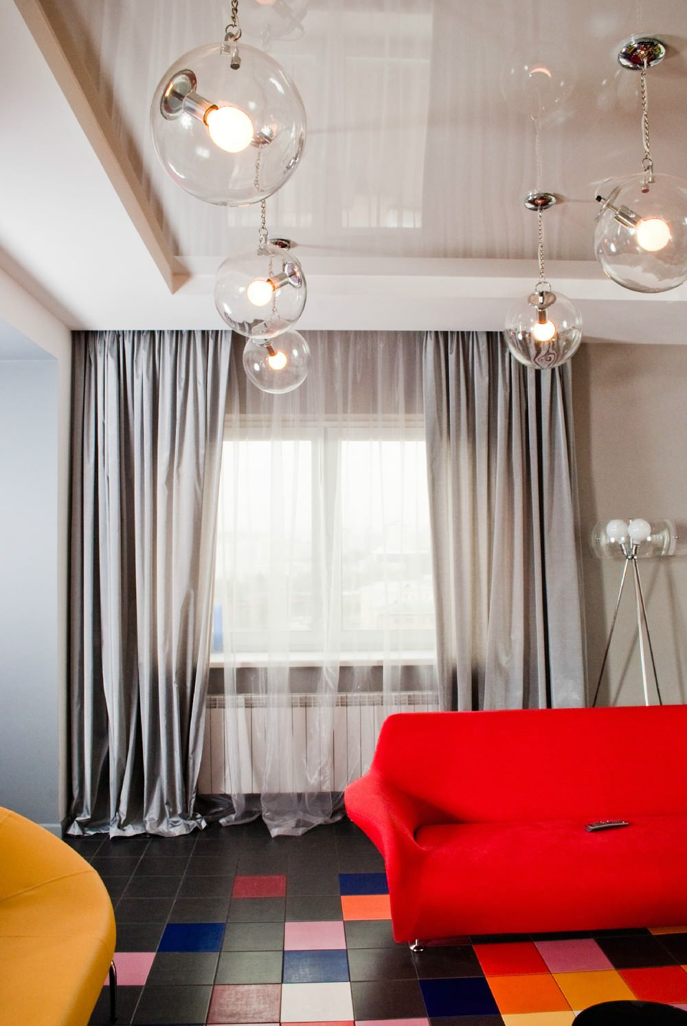 Яркая жизнь