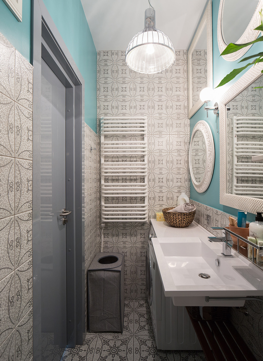 Квартира 30 квадратных метров на петроградской стороне.