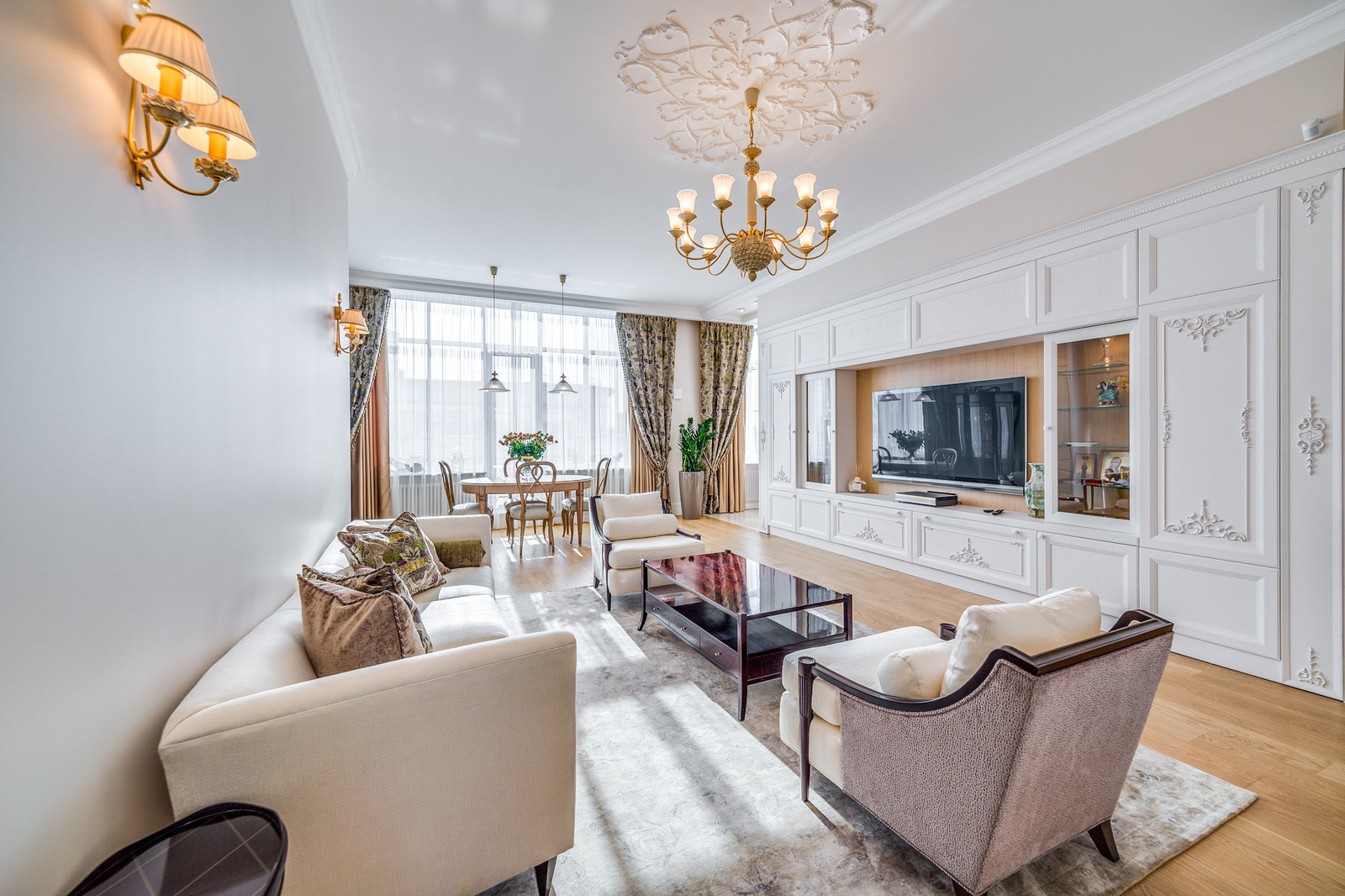 Фоновое изображение профиля Александра Зобнина