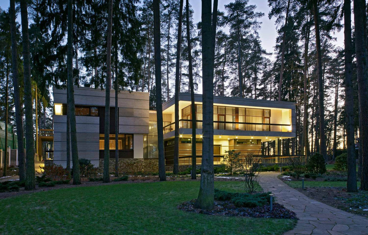 Обложка проекта: Дом на Николиной горе