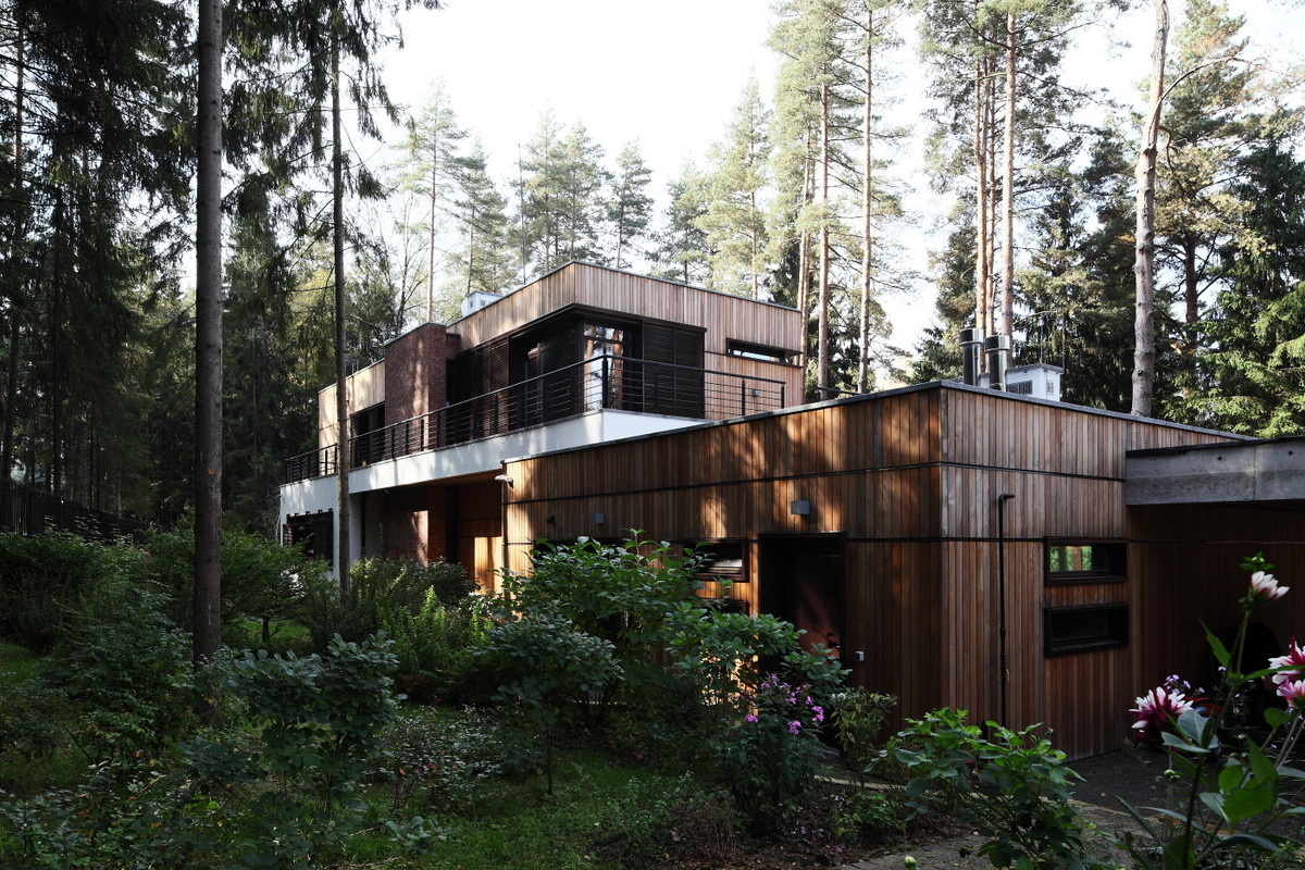 Box house