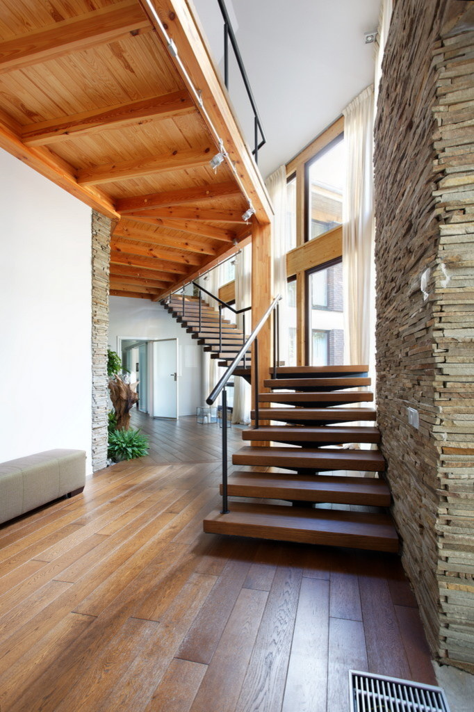 Woodlark house
