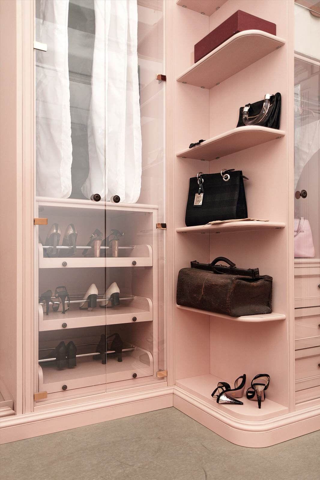 Складская программа: О порядке вещей в отдельно взятом шкафу