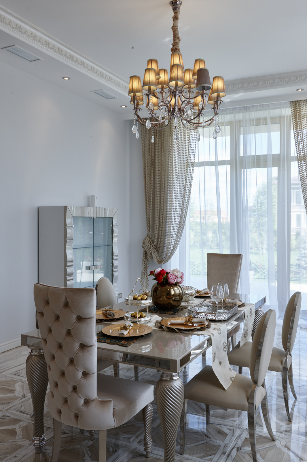 Загородный дом в стиле ар-деко