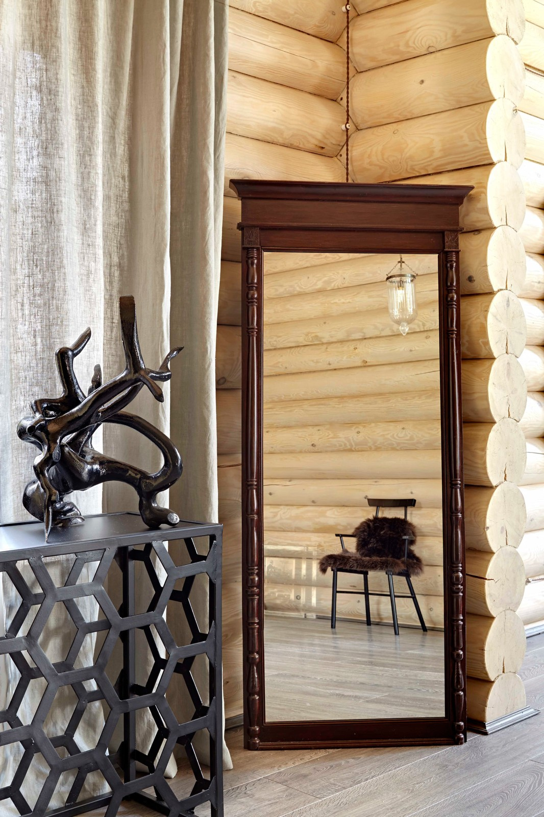 Деревянный дом на Волге в Ульяновской области