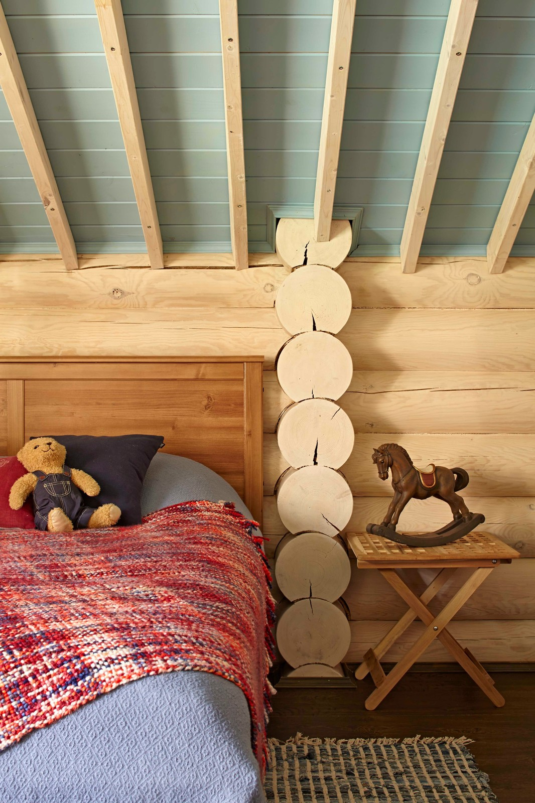 Деревянный дом на Волге в Ульяновской области