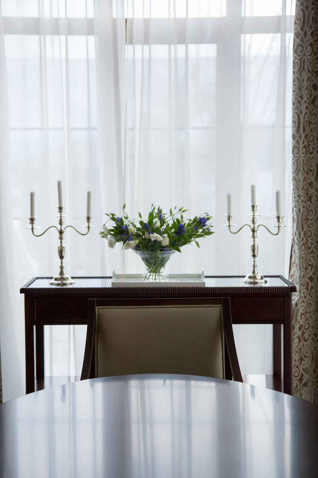 Четырехэтажный таунхаусв стиле американского ар-деко