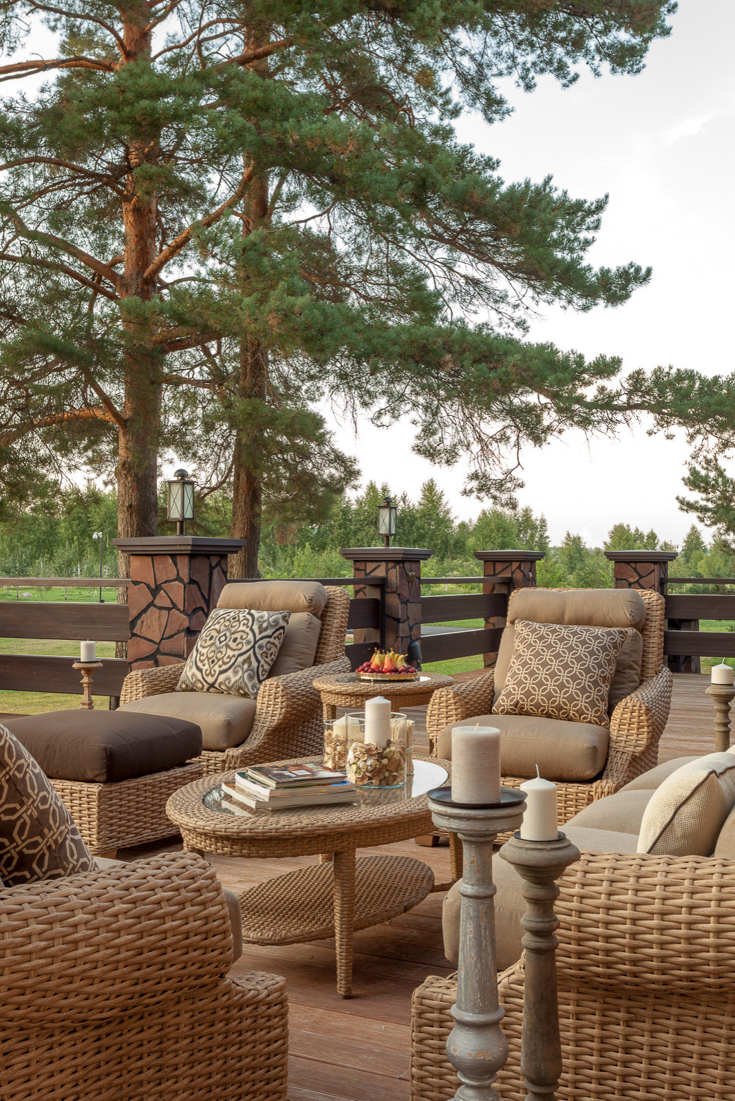 Деревянный дом в классическом стиле