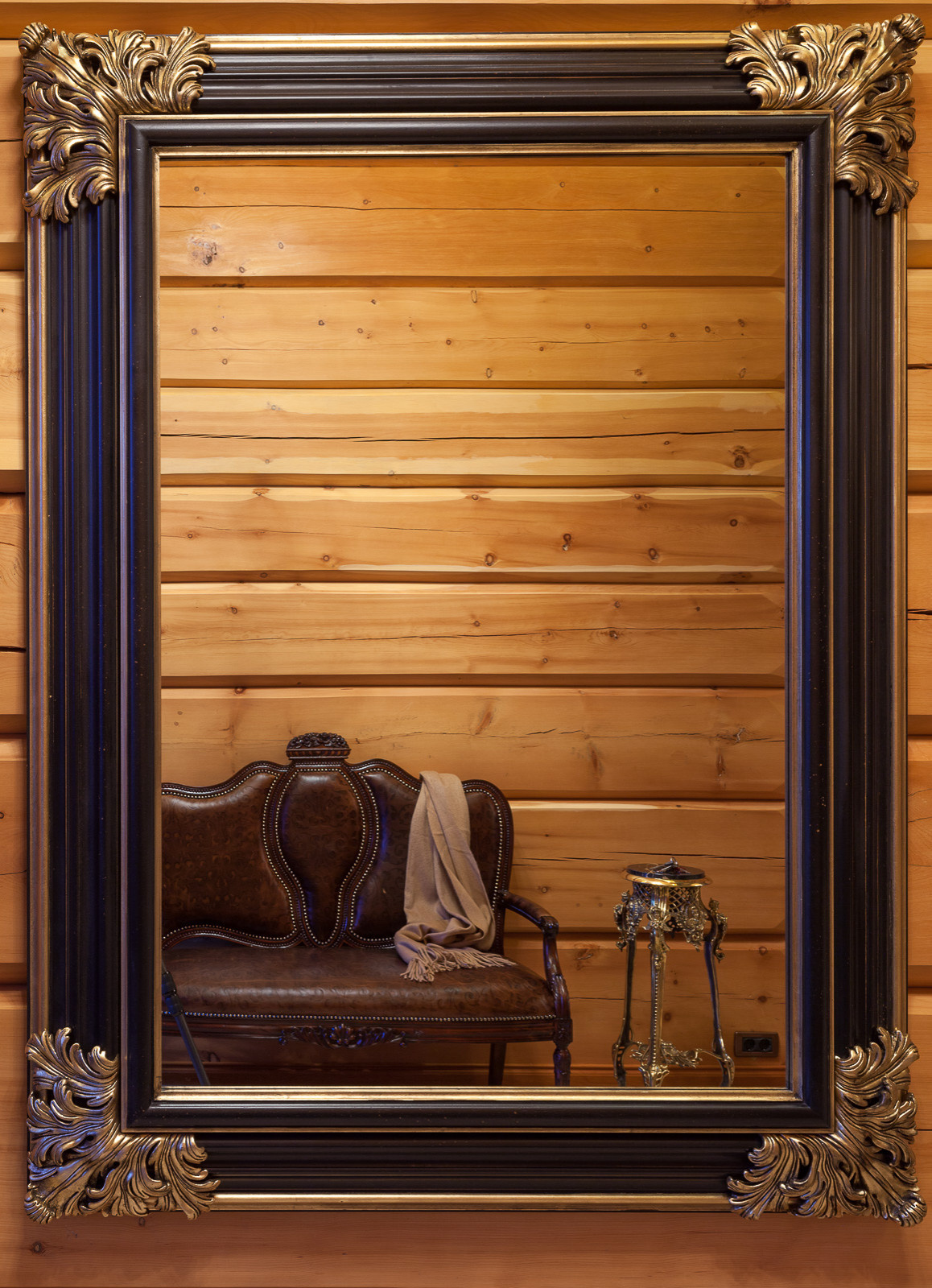 Деревянный дом в классическом стиле