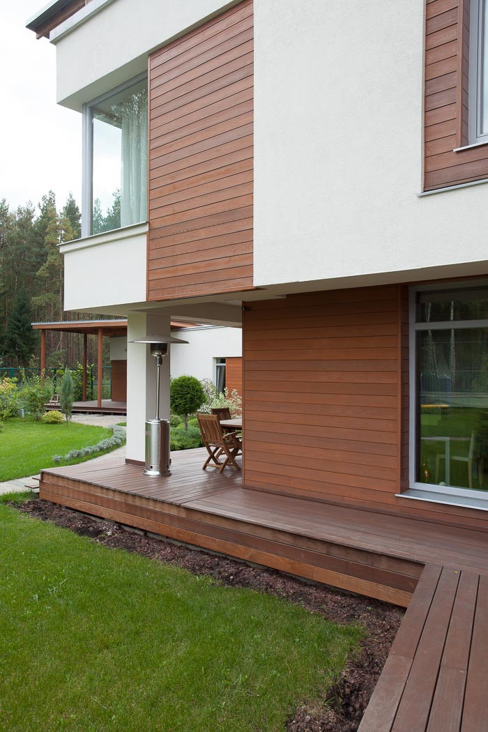 v-house