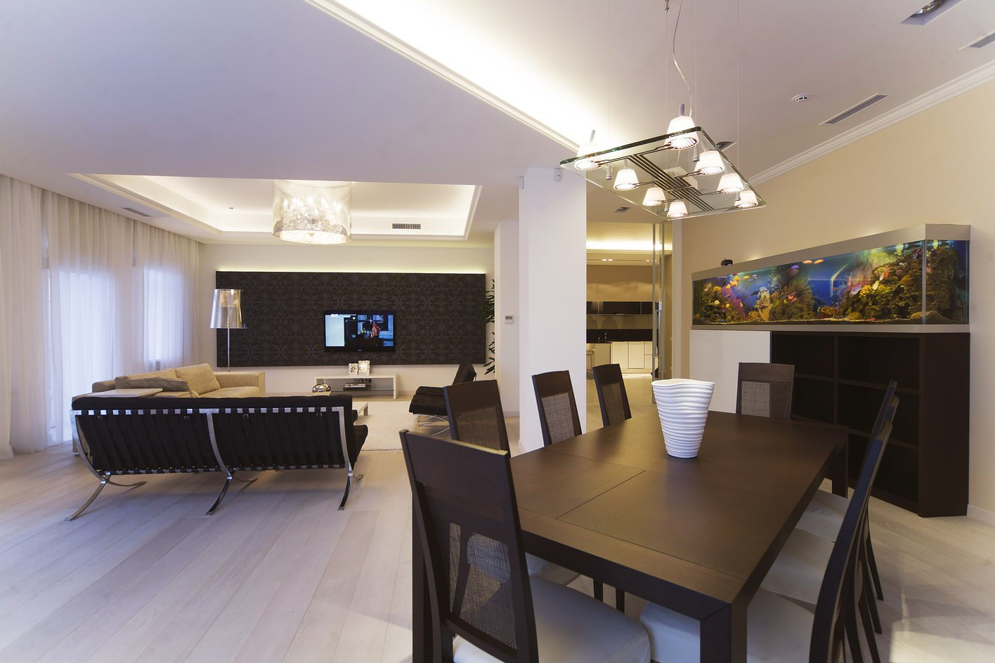 "Классика минимализма". Жилые апартаменты. г. Полтава