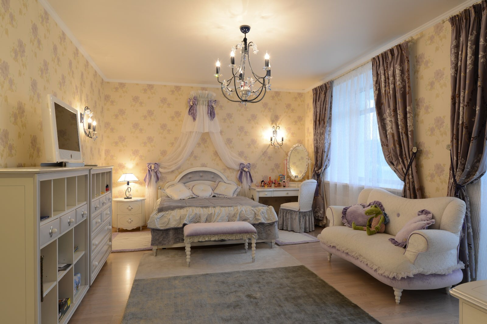 Детская , конечно же для девочки -принцессы.