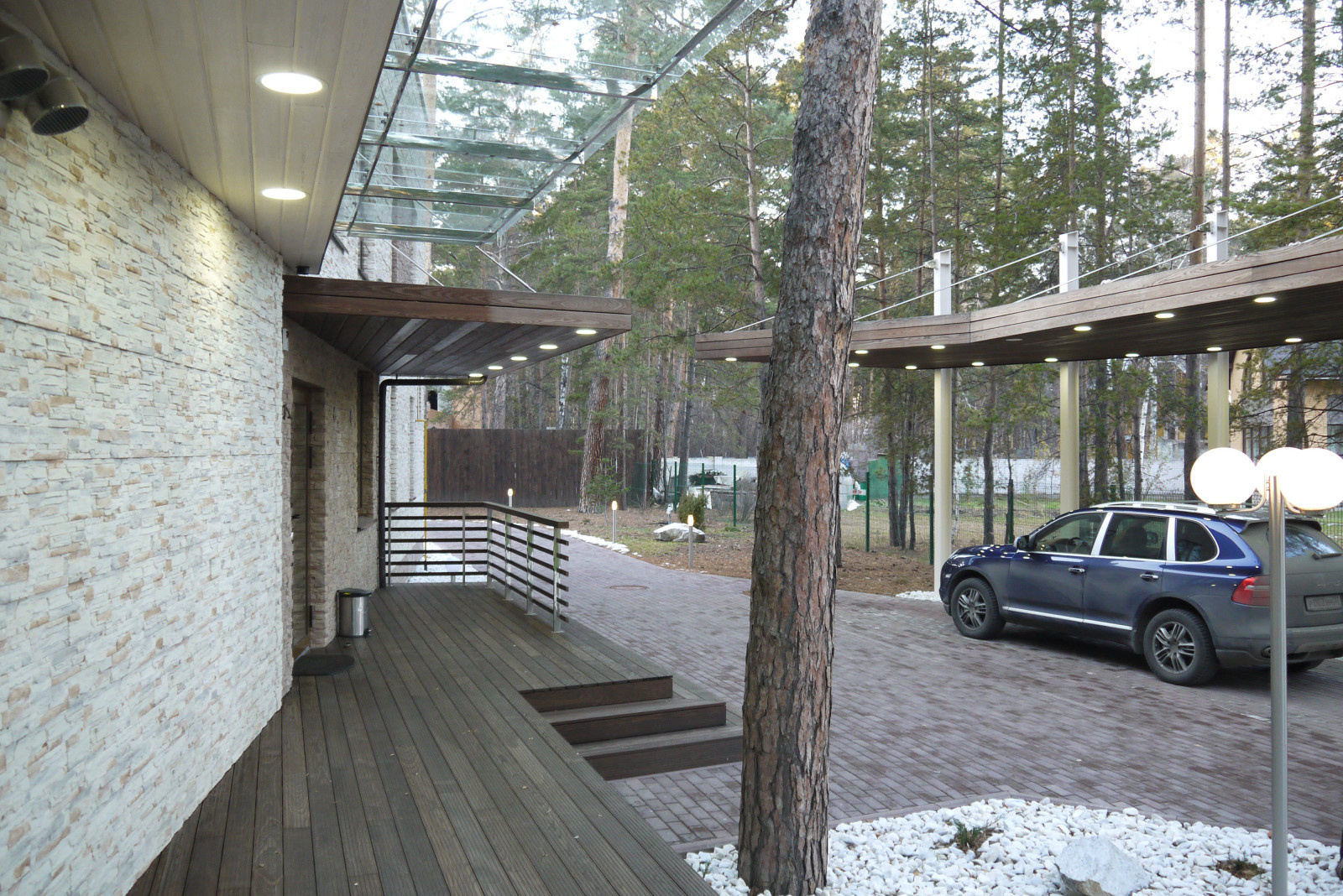 H_House