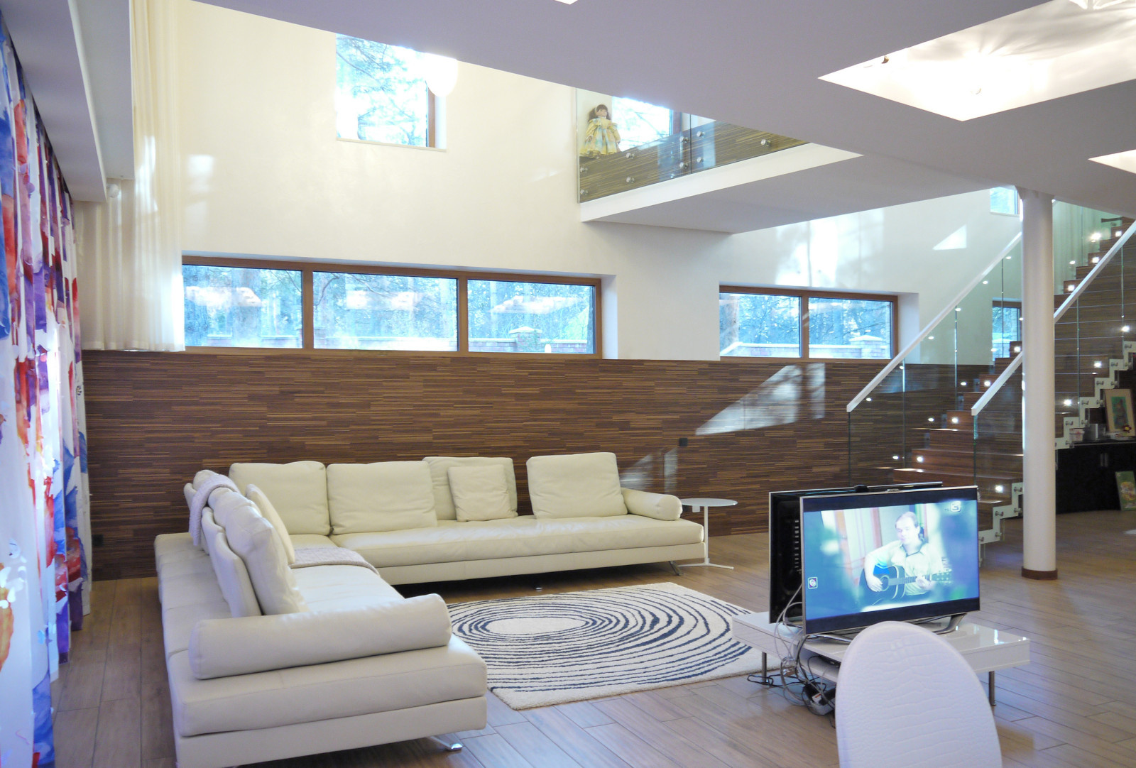 H_House