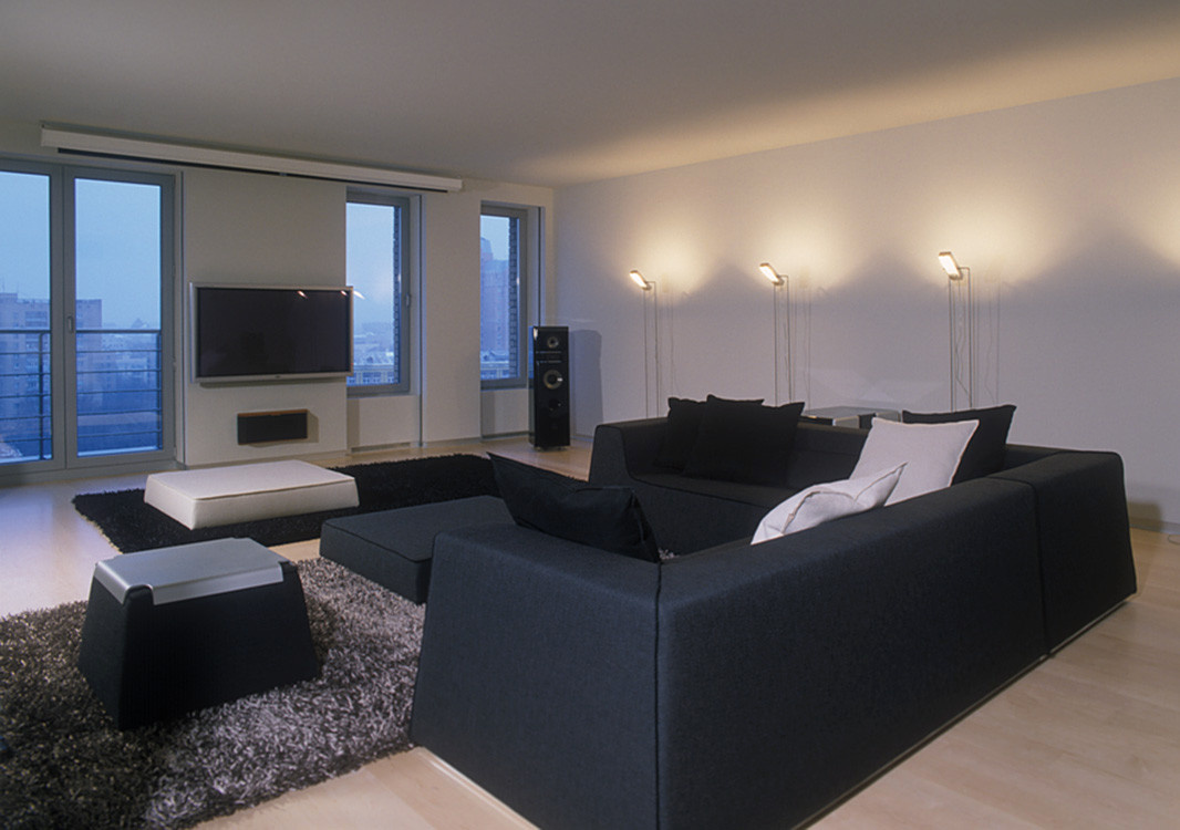 Пентхаус:  Гостиная на первом Уровне