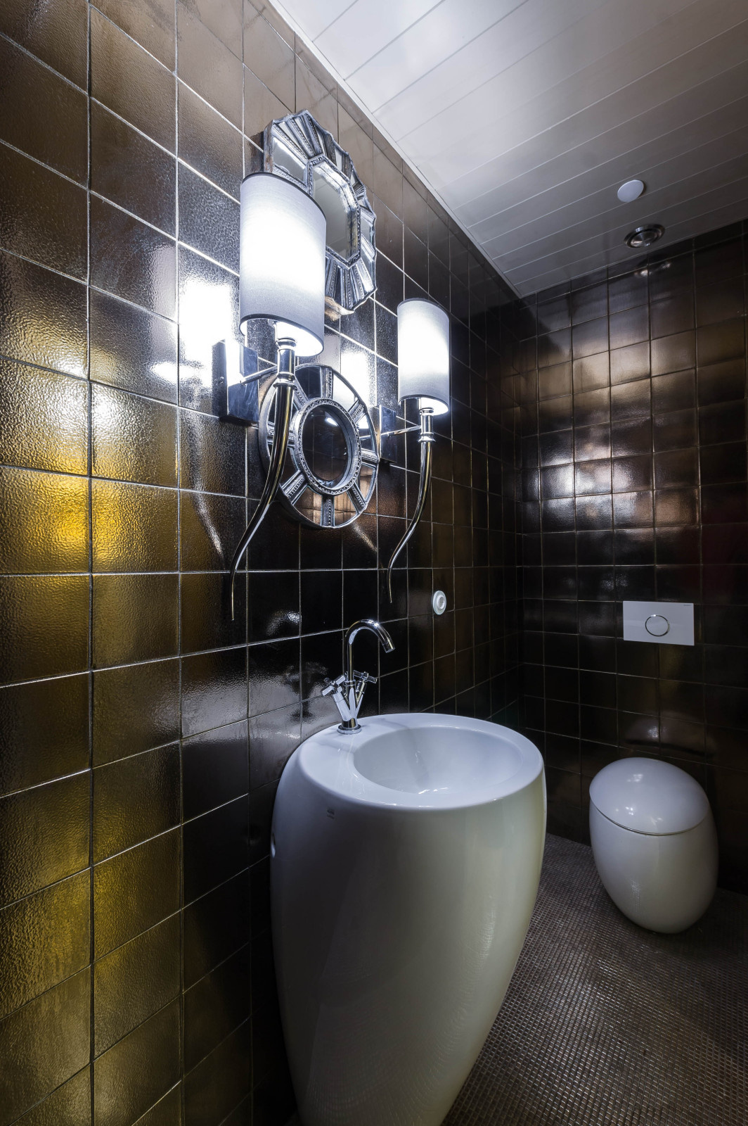 Холостяцкая квартира в центре Москвы