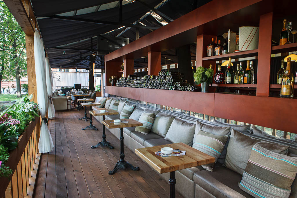 Обложка проекта: Терраса ресторана "Гимназия"