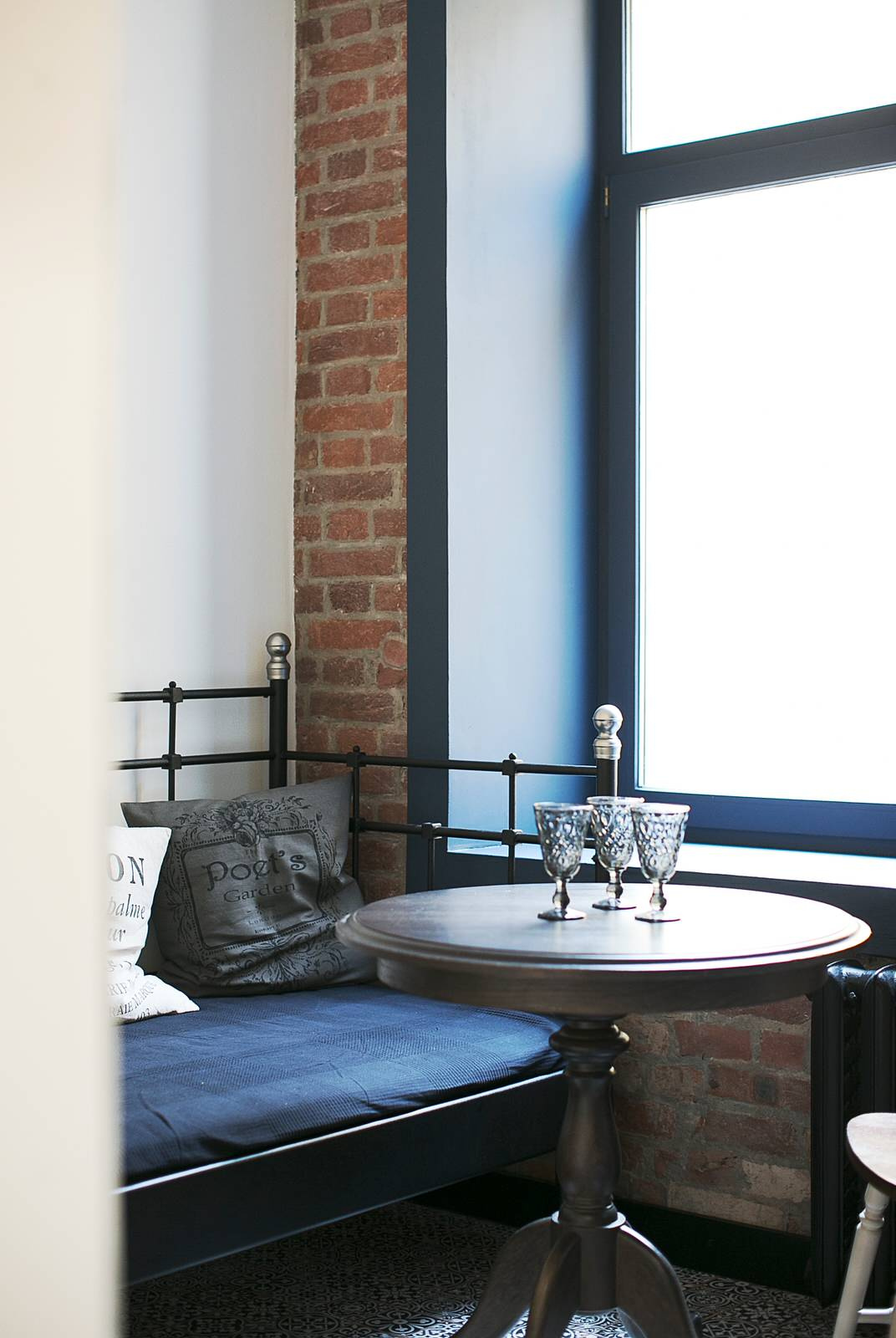 Houzz тур: Эстетика лофта на 40 квадратных метрах